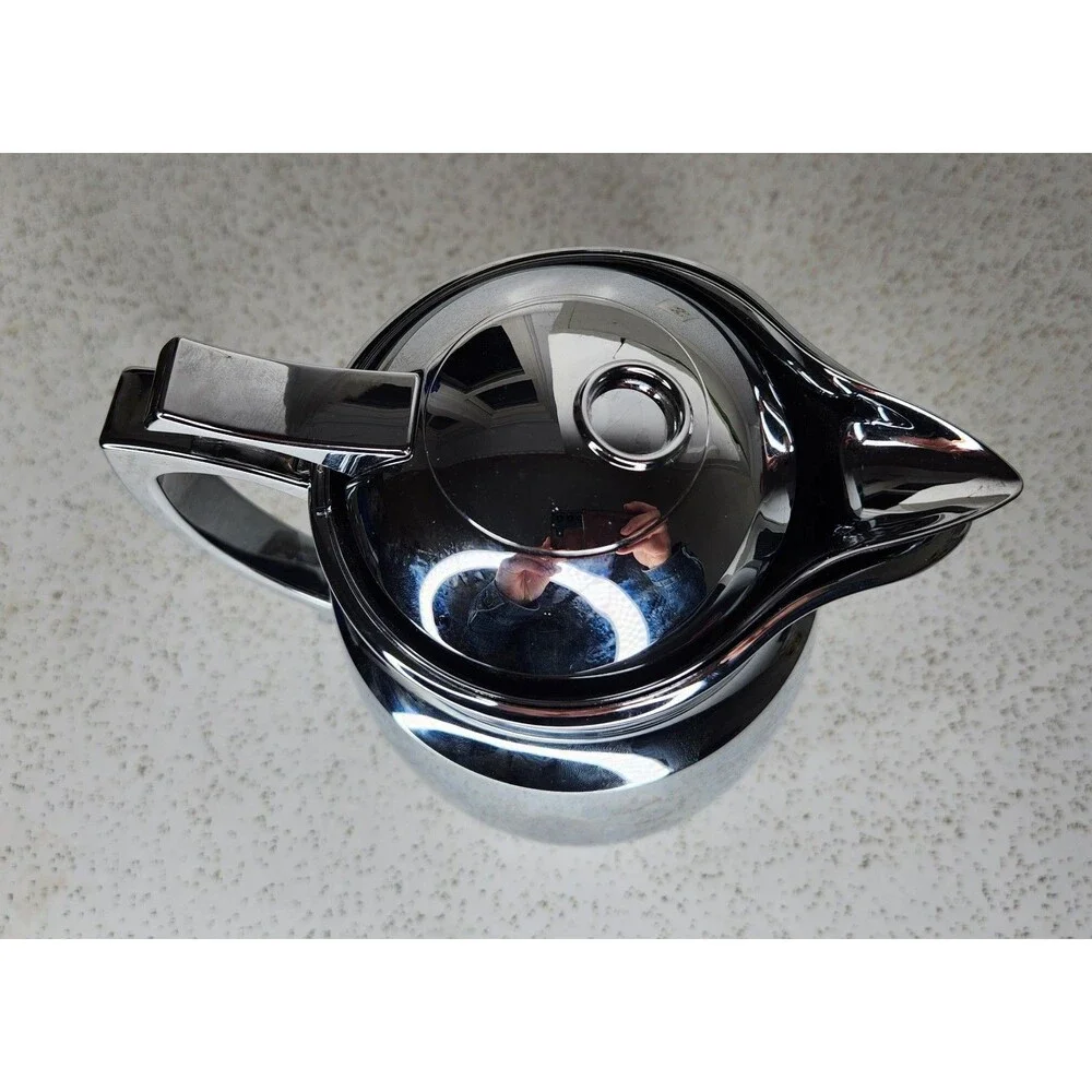PAMPERED CHEF 42 Oz Chrome Finish Carafe Thermal Glass Liner Hot or Cold